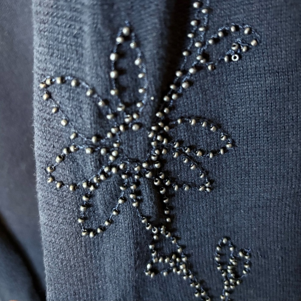 Talbots Elegant Navy Blue Women's Embroidered Cardigan - Picture 4 of 6